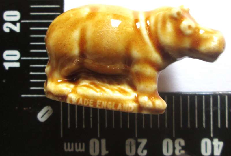 1973 Hippo Wade English Whimsies