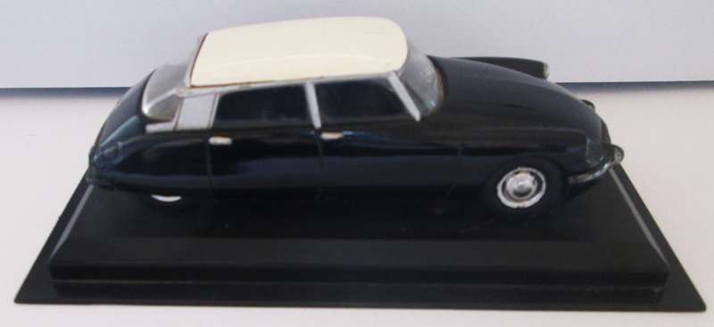 Citroen DS 19