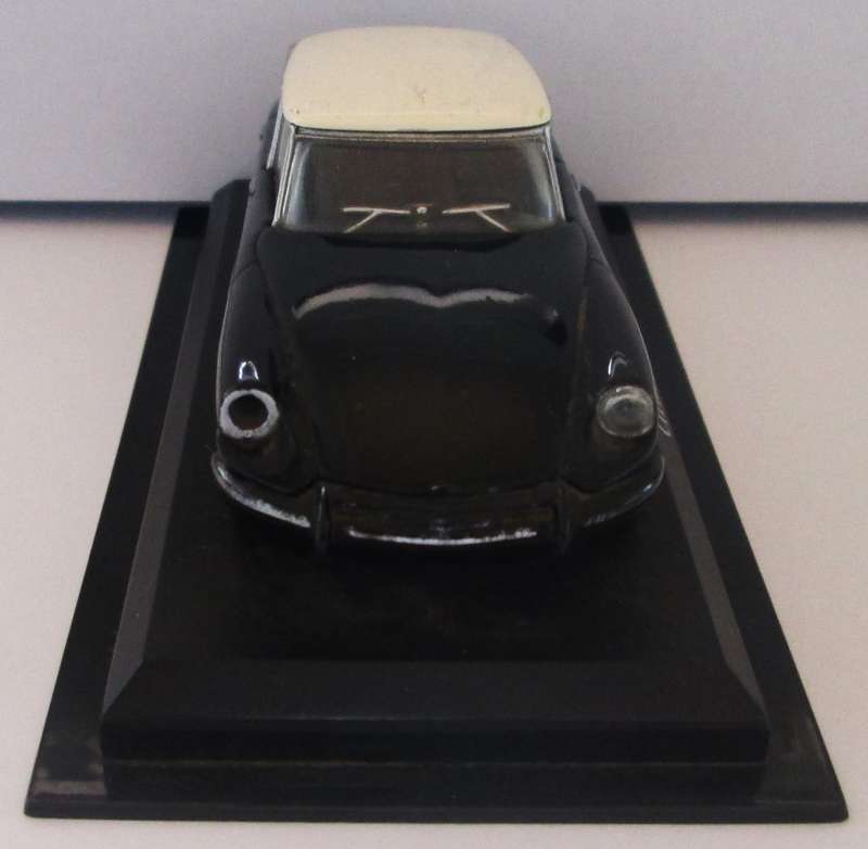 Citroen DS 19