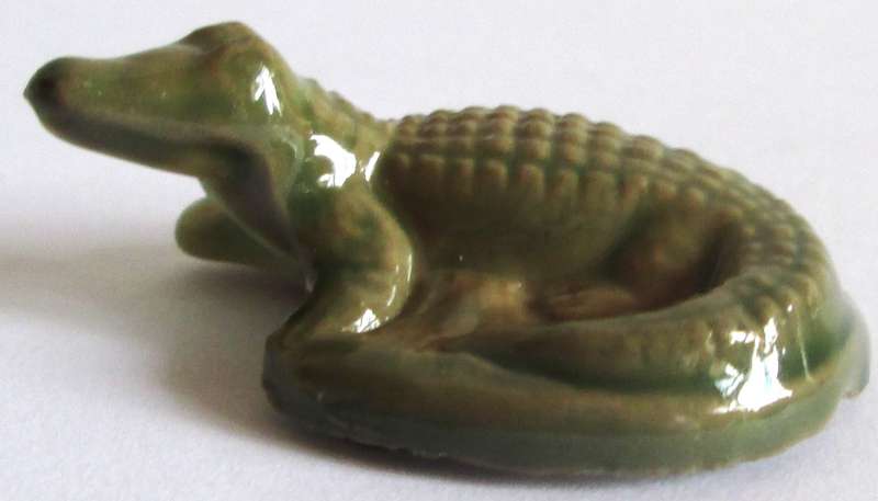 1965 Crocodile Wade Balding and Mansell Flintstone Wade Christmas Cracker
