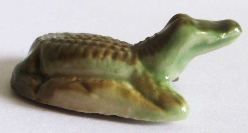 1965 Crocodile Wade Balding and Mansell Flintstone Wade Christmas Cracker