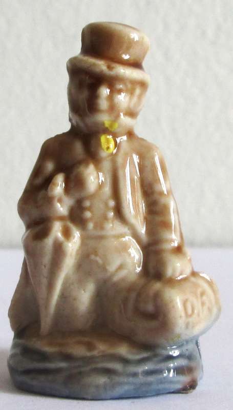 1972 - 1979 Dr Foster Wade Nursery Rhyme Model