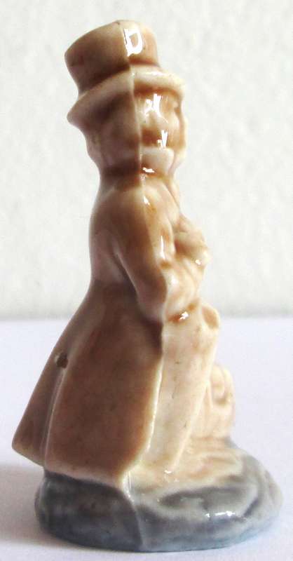 1972 - 1979 Dr Foster Wade Nursery Rhyme Model