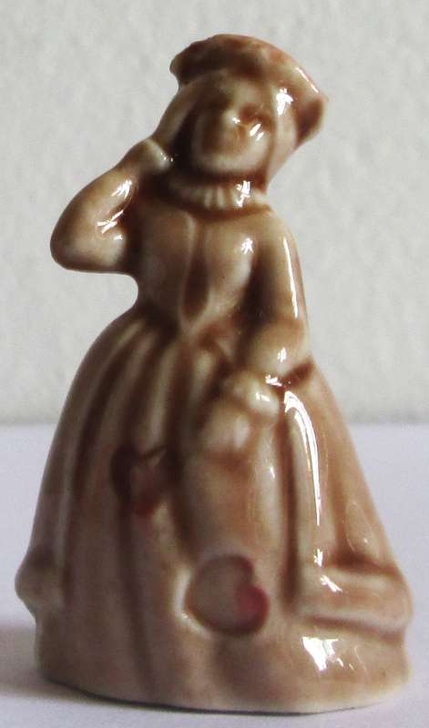 1970 Queen of Hearts Wade Nursery Rhyme Model