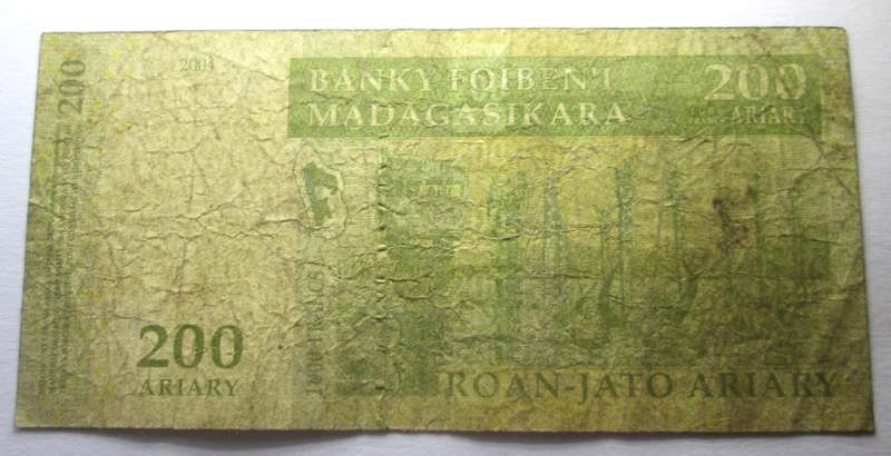 1992 - 2010 Madagascar 1000 Francs Serial Nr A6212592H