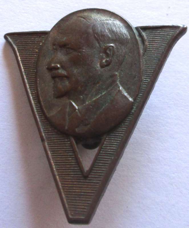 WW2 Jan Smuts Victory Badge