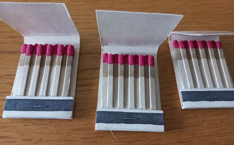 1945 COLLECTABLE AVIATION MATCHES
