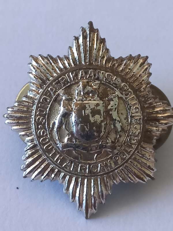 SAP PRE 1994 GILDING COLLAR BADGE