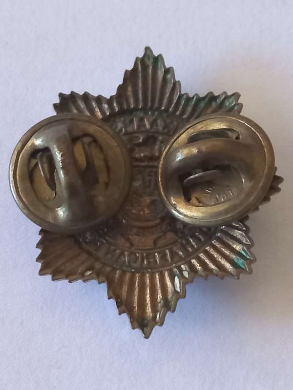 SAP PRE 1994 GILDING COLLAR BADGE