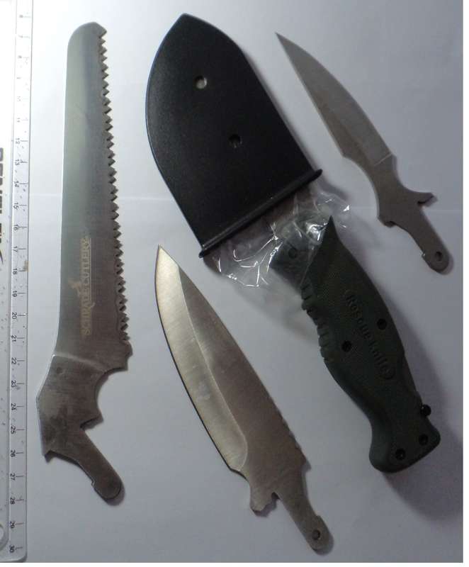 Schrade Cutlery Rescue Knife with additional blades