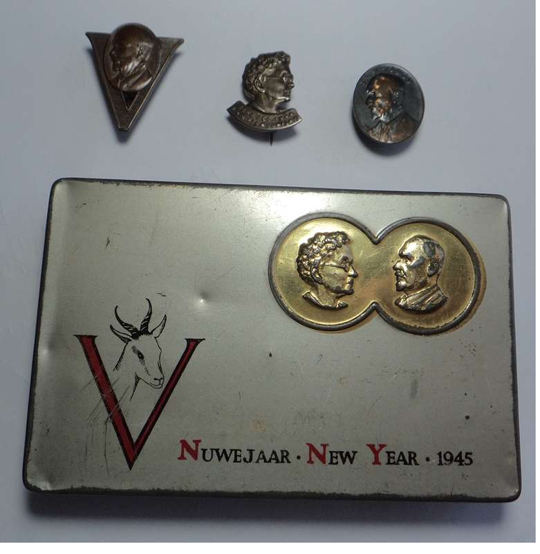 Second World War: Jan & Isie Smuts Badges & Cigarette case