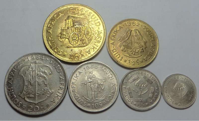 Type Set of First Decimal RSA Coins Series