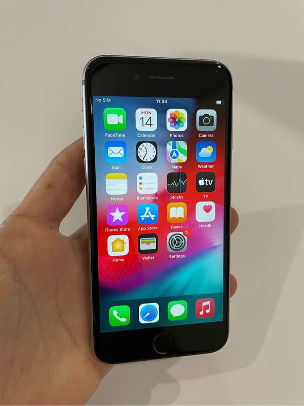 iPhone 6s with box