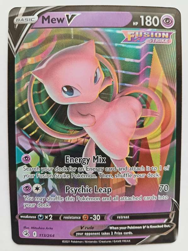 MEW V  - ULTRA RARE HOLO 113/264  POKEMON RCG FUSION STRIKE TRADING CARD