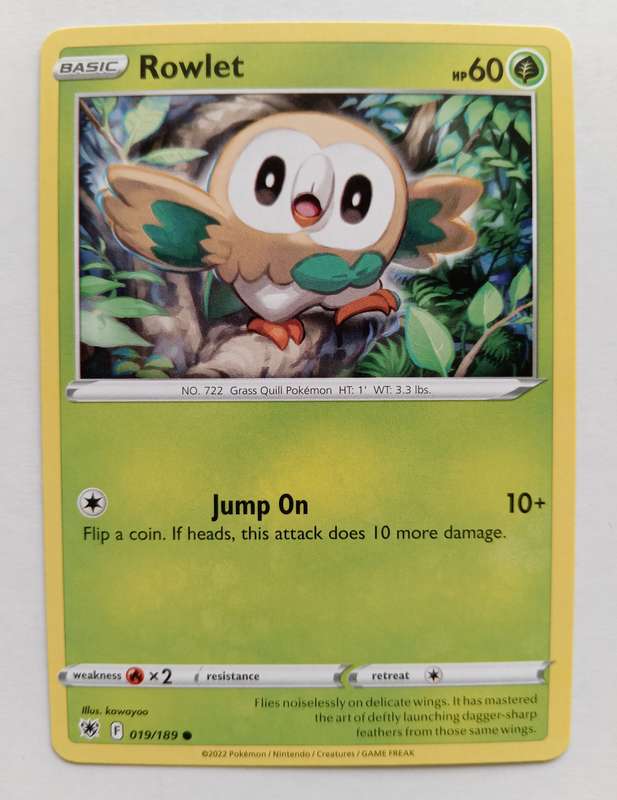 POKEMON CARD -ROWLET COMMON 19/189 ASTRAL RADIANCE 2022 TRADING CARD - MINT