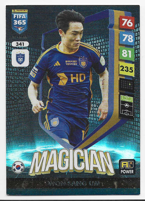WON SANG UM - PANINI FIFA 365 COLLECTION 2025 - FOIL "MAGICIAN" TRADING CARD 341