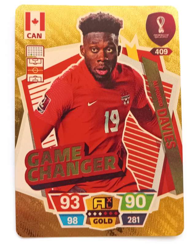 ALPHONSO DAVIES - WORLD STARS FIFA WORLD CUP 2022 - GOLD GAME CHANGER CARD 409