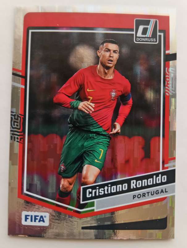 CRISTIANO RONALDO - PANINI DONRUSS FIFA 2023/24 COLLECTION - PARALLEL SILVER TRADING CARD 44