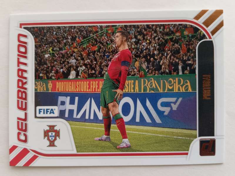 CRISTIANO RONALDO - PANINI DONRUSS FIFA 2023/24 COLLECTION - CELEBRATION INSERT BRONZE CARD 7