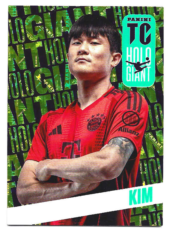 KIM - PANINI `TOP CLASS` 2025 COLLECTION - GOLD HOLO GIANT TRADING CARD