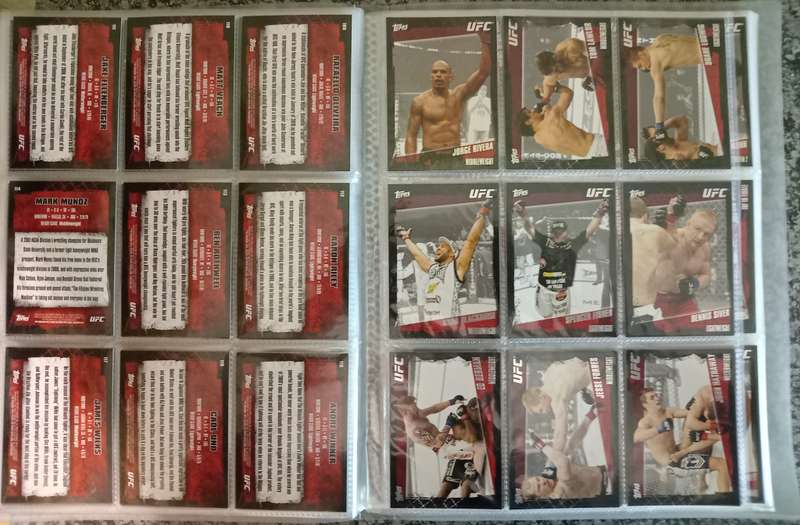 TOPPS UFC 2010 COLLECTION -  COMPLETE 200 TRADING CARD COLLECTION - IN A BINDER