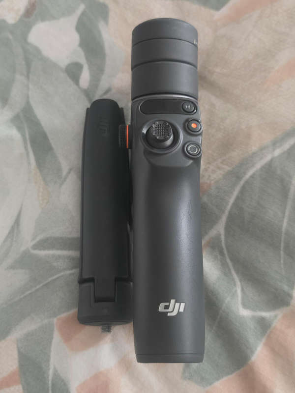 DJI Osmo Mobile 6