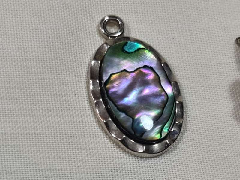 Mother of pearl pendant and brooch