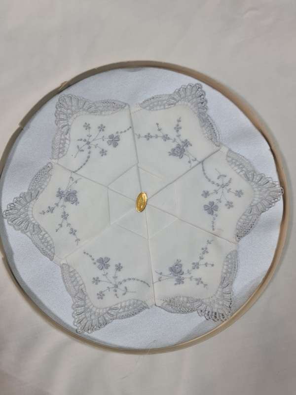 X6 Handkerchiefs Made in Switzerland