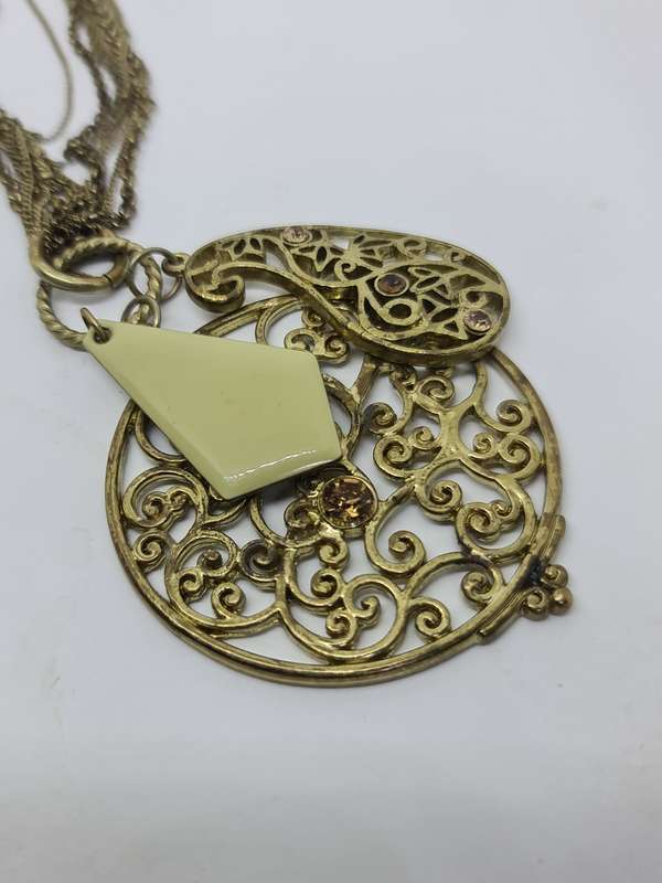 Vintage Gold tone filigree necklace