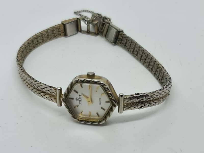 Ladies Pilot watch