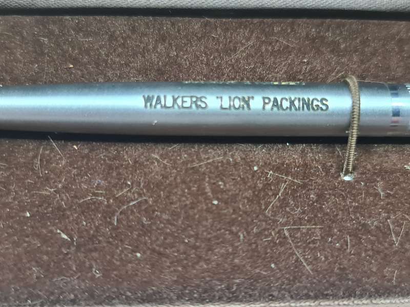 Sheaffer pen in box