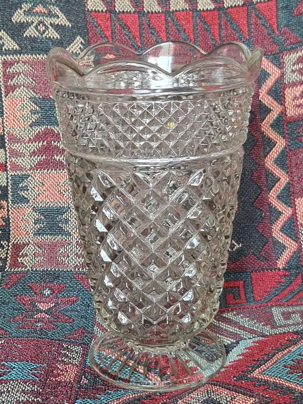 Vintage Anchor Hocking Glass Vase - Wexford Pattern