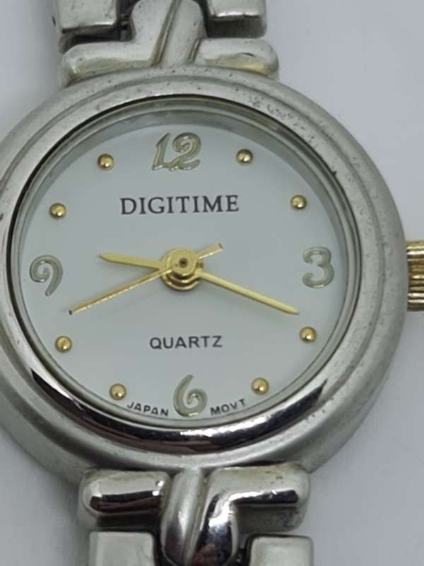 Ladies Digitime Quartz watch