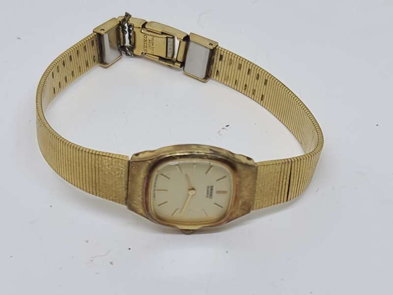 Ladies Seiko Quartz Watch