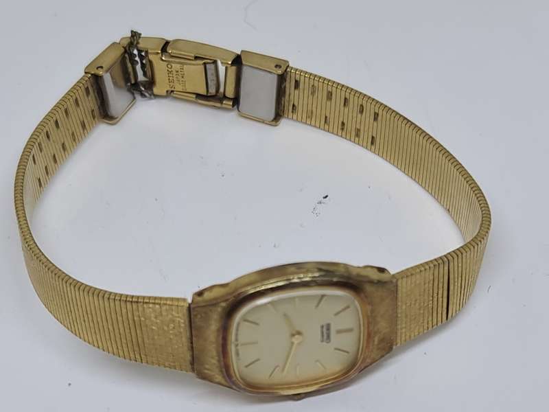 Ladies Seiko Quartz Watch