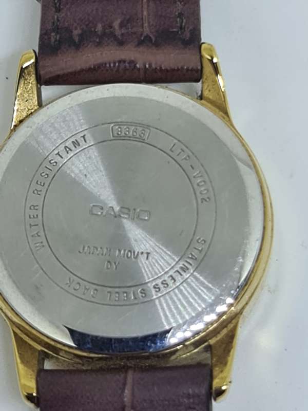 Ladies Casio Quartz Watch with date at three