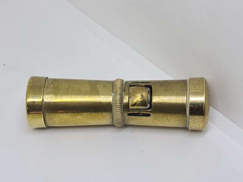 Vintage Brass Crown Grace Ladies Lighter