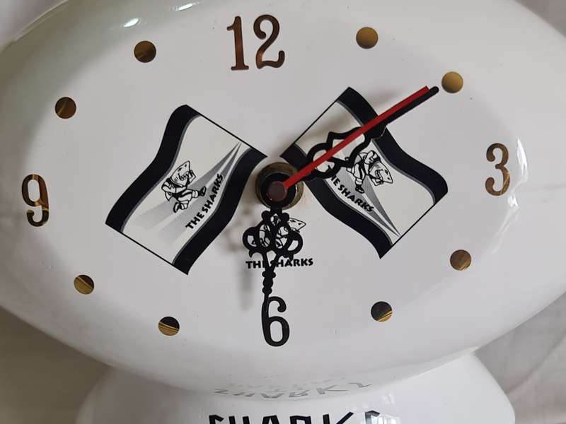 "Sharks is Bakgat" clock