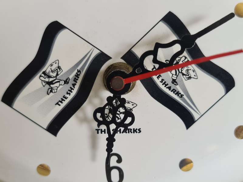 "Sharks is Bakgat" clock