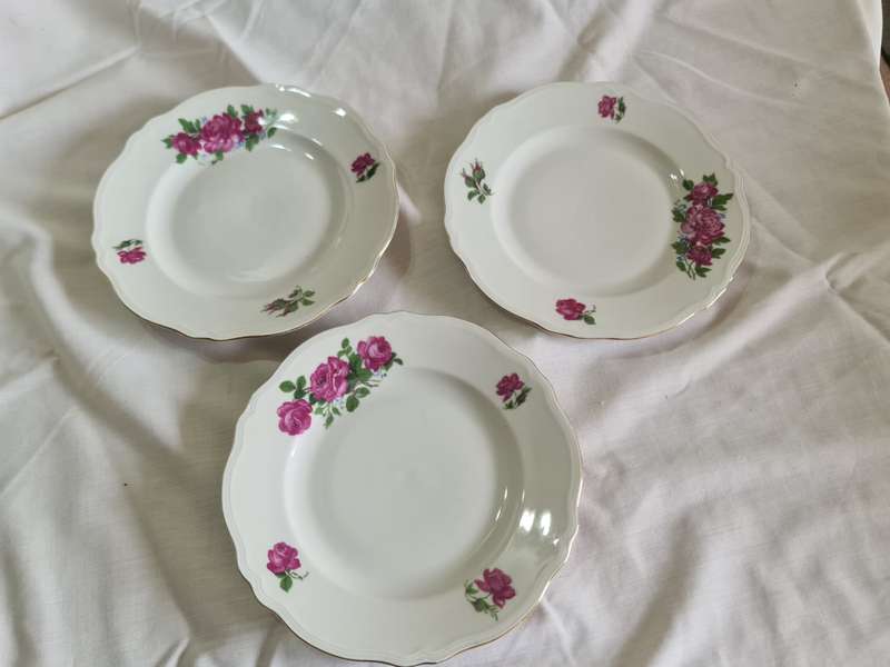 Epiag D.F. Czechoslovakia side plates