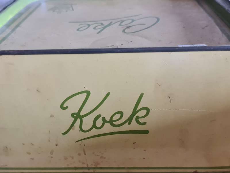Kosy Vintage Cake Tin