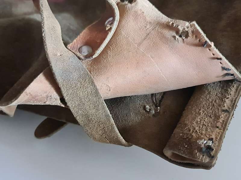 Vintage Leather cabinet maker shoulder bag