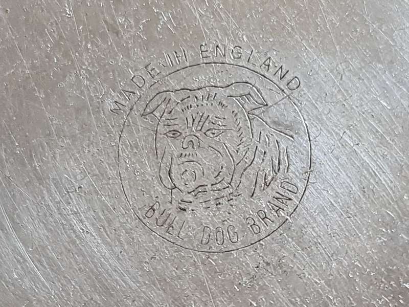 Bull dog Brand, Made in England Camping set