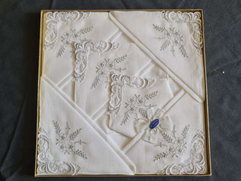 X6 Handkerchiefs Made in Switzerland