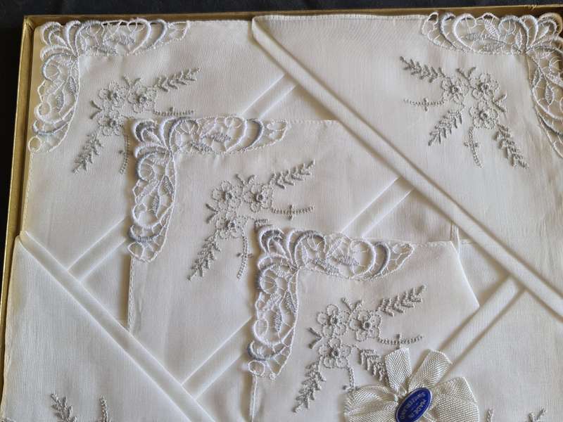 X6 Handkerchiefs Made in Switzerland