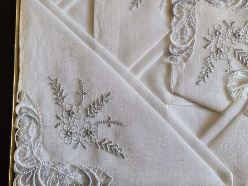 X6 Handkerchiefs Made in Switzerland