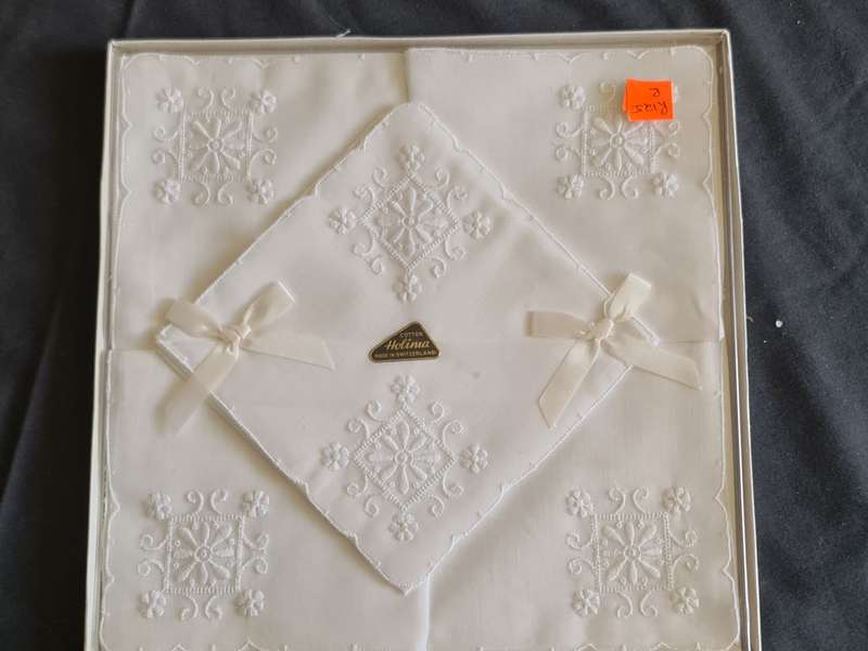 X5 Handkerchiefs Made in Switzerland