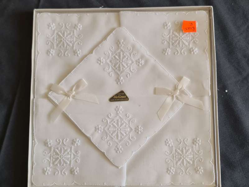 X5 Handkerchiefs Made in Switzerland