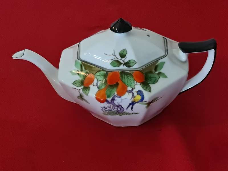 Art Deco 6 cup Tea Pot
