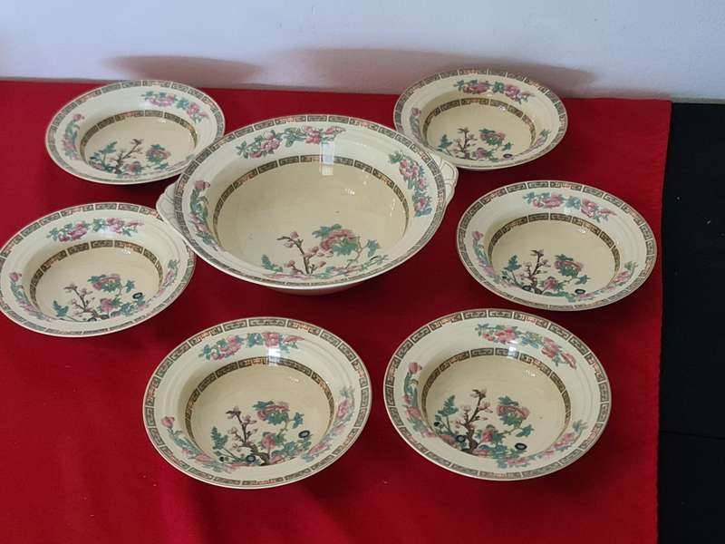 New Hall Hanley, Staffordshire England Desert set - 7 Piece set